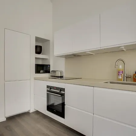 Modern 3bdr/3bath - Louvre Museum/tuileries פריז