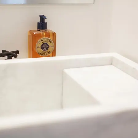 דירה Modern 3bdr/3bath - Louvre Museum/tuileries פריז